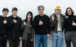 مبتكر Squid Game يعود بمسلسل The Dealer.. هل يتفوق على أرقام مسلسله التاريخي؟