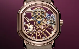 ساعة Daniel Roth الهيكلية.. تحفة نادرة تجمع بين الفن والابتكار (فيديو)