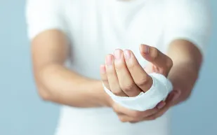 هل توّصل العلم لسر المسحوق السحري في علاج الجروح؟