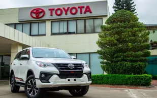 تويوتا تبيع 11.3 مليون سيارة.. ما سر تفوقها على فولكسفاغن؟