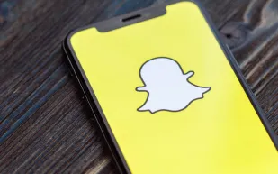 سناب شات يتجنب محاكمة تاريخية بتسوية مفاجئة