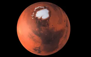 لغز المياه السائلة على كوكب المريخ.. كيف صمدت البحيرات قديمًا؟