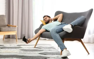 هل تعاني من المماطلة؟ العلم يكشف سرًا صادمًا وراء تأجيل المهام!