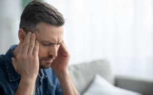 دراسة تكشف دور تغير المناخ في زيادة نوبات الصداع النصفي