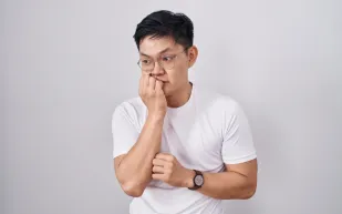الضغوط التنافسية وليس المال فقط.. لماذا نعمل لساعات أطول؟