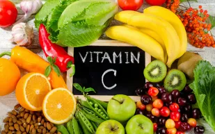 هل ينقذ "فيتامين سي" صحة الحيوانات المنوية؟ دراسة توضّح