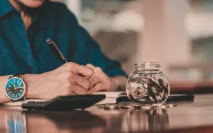 الاستقلال المالي: خطوات واقعية لبناء دخل مستدام