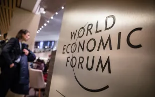 السعودية تختتم مشاركتها في "دافوس 2026".. ماذا قدّمت المملكة؟