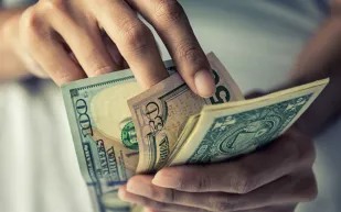 أسعار صرف العملات مقابل الريال السعودي اليوم السبت 24 يناير 2026