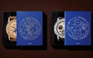 لعشاق الساعات الفاخرة.. 100 قطعة أيقونية في دليل Taschen الموسوعي لهواة الاقتناء