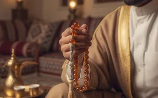 رفيق الليالي الرمضانية.. مسابح فاخرة تعكس هيبة الحضور