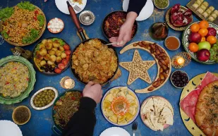 دليل التغذية: جدول السعرات الحرارية اليومية خلال رمضان 2026