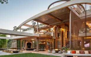 تتصدر سوق العقارات في لوس أنجلوس.. عرض فيلا "سيينا-بيل إير" بسعر خيالي