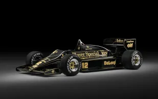 وحش التوربو يعود.. سيارة Lotus 98T أيقونة انتصارات سينا التاريخية معروضة للبيع