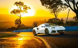 15 نسخة فقط: لوتس إميرا توربو باثورست 2026 تأخذ الأداء الرياضي إلى مستوى جديد