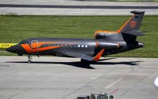 فيرستابن يعرض طائرته الخاصة الفاخرة: أداة استراتيجية تضمن الراحة والأداء الفائق