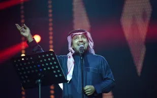 في حفله الثاني.. راشد الماجد يتألق في البحرين (فيديو)