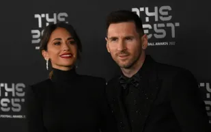 خيانة مزعومة تهدد علاقة ميسي.. هل يقترب الانفصال؟