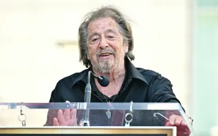 آل باتشينو ونور الفلاح يُثيران الجدل في بيفرلي هيلز.. هل هي بداية جديدة؟