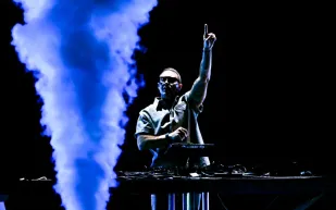 BTS وديبلو يستعدان لإصدار ألبوم عالمي يثير ترقب الملايين