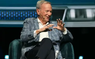 من المنزل إلى قمة "غوغل".. الدرس المنزلي الذي صنع موهبة إريك شميت القيادية