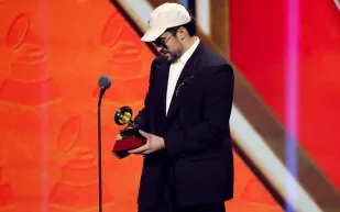 قبعات البيسبول: هل تعود إلى عالم السجادة الحمراء؟