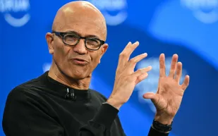 كيف يدير ساتيا ناديلا إمبراطورية مايكروسوفت؟ دروس في القيادة وتخصيص الموارد