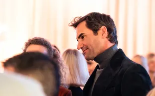 في حفل مرسيدس.. روجر فيدرير يتألق بساعة "رولكس" هذه قيمتها