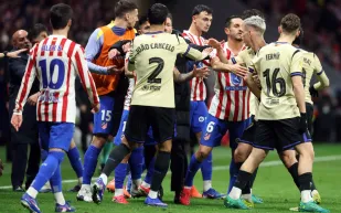 لجنة الحكام الإسبانية تكشف سر إلغاء هدف برشلونة: عطل تقني أم خطأ تحكيمي؟ (فيديو)