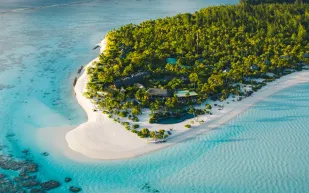 ملاذ مارلون براندو: منتجع فاخر يعيد تعريف السياحة المستدامة