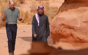 الأمير ويليام في العُلا: رحلة تعزز الشراكة الثقافية بين السعودية وبريطانيا