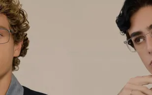 النظارة الطبية.. الإطار الذي يصوغ حضور الرجل