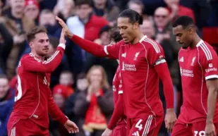 ليفربول يبدع بخماسية في شباك وست هام رغم صيام صلاح التهديفي