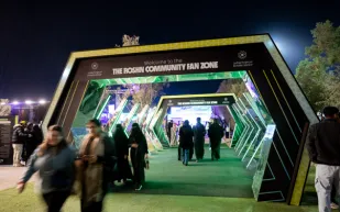 إثارة الغولف والموسيقى تحت الأضواء: بطولة LIV Golf الرياض 2026 تنطلق بأجواء استثنائية