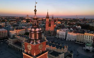 السياحة في كراكوف: مدينة بولندية بنكهة ثقافية عميقة
