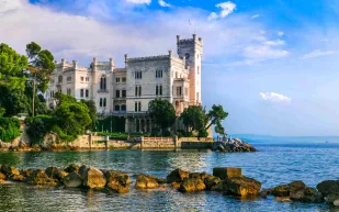 ترييستي: مدينة إيطالية بطابع نمساوي