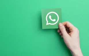 واتساب يطلق القنوات المروجة وإعلانات الحالة.. تحول تاريخي في التطبيق