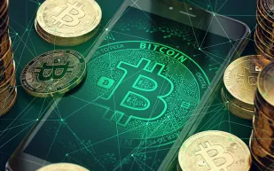 بيتكوين تشهد تراجعًا جديدًا بفعل ضغوط الفائدة والمخاطر الجيوسياسية