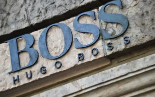 هوغو بوس تطلق برنامجًا لإعادة شراء أسهمها بـ200 مليون يورو حتى 2027
