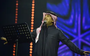 سندباد الأغنية العربية يعود إلى الرياض.. راشد الماجد يحيي حفلًا استثنائيًا في عيد الفطر