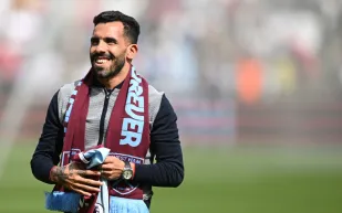 قصر كارلوس تيفيز.. منتجع فاخر يروي قصة أسطورة الملاعب (فيديو)