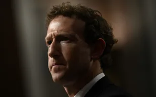 زلزال الأسواق المالية يضرب ثروات المليارديرات.. خسائر فادحة لبيزوس وزوكربيرغ