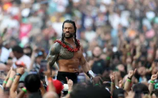 WWE Raw.. كل ما تحتاج إلى معرفته عن موعد العرض وجدول النزالات (فيديو)