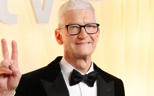 تيم كوك يهنئ المسلمين بعيد الفطر: رسالة مليئة بالاحترام والتقدير من رئيس آبل