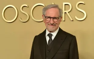 ستيفن سبيلبرغ يكشف سرًا غريبًا عن توم كروز في كواليس التصوير