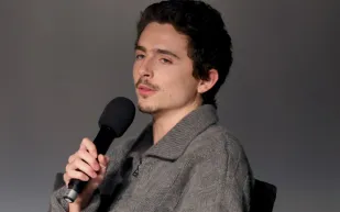 شالاميه في مرمى النيران.. صدام "سينمائي" مع أعرق دور الأوبرا العالمية (فيديو)