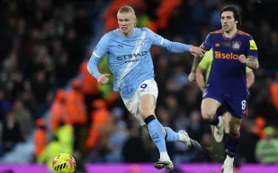 التشكيلة المتوقعة لقمة مانشستر سيتي ونيوكاسل.. هل يغيب هالاند؟