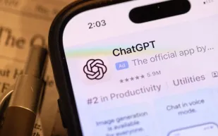 هل نثق في شات جي بي تي هيلث؟ دراسة تحذر من اعتماده في الحالات الطبية الحرجة