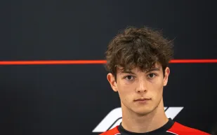 بيرمان ينجو بأعجوبة من حادث سباق اليابان يضع قوانين الفورمولا 1 في مأزق (فيديو)