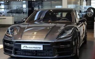 بورشه باناميرا وتايكان في طراز واحد.. هل تودعنا النسخة الكهربائية المستقلة؟